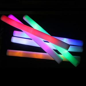 ราคาโรงงาน รับผลิตอุปกรณ์จัดปาร์ตี้ แท่งโฟม LED หลายสี กระพริบแสง พร้อมไฟ LED  แท่งโฟมเรืองแสง 3 โหมด - Product Image 3