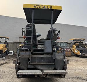 Pavimentadora VOGELER Super 1103 de Alta Calidad, Usada, para Asfalto y Concreto, con Motor de Bomba Central, de <span class=keywords><strong>Segunda</strong></span> <span class=keywords><strong>Mano</strong></span> - Product Image 4
