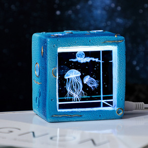 Cubo di Cristallo Illuminato con Incisione 3D del Piccolo Principe, Decorazione da Scrivania, Luce Notturna Stellata, Ornamento Creativo Minimalista Moderno, Regalo di Compleanno - Product Image 2