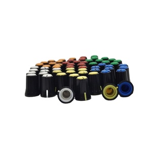 Manopola in plastica in bianco <span class=keywords><strong>e</strong></span> nero 12mm * 17mm manopole con albero interno potenziometro 6mm music control audio manopola volume bianco - Product Image 3