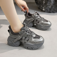 Chaussures de sport décontractées pour femmes, à plateforme et talons, avec logo personnalisé, sequins tendance, chaussures de créateur pour l'hiver.