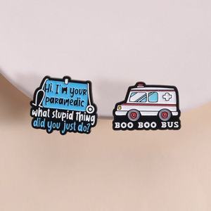 En gros, Broches et badges en métal émaillé, série médicale, motifs dessin animé (<span class=keywords><strong>ambulance</strong></span>, infirmière, premiers secours) - Product Image 3