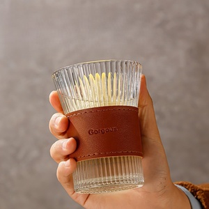 Tasses en verre côtelé de 320 ml avec bande en cuir, verrerie en verre borosilicate de haute qualité, magnifiques tasses à boire pour bar à domicile - Product Image 3