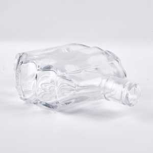 Fornitore <span class=keywords><strong>cinese</strong></span> lavorazione Brandy <span class=keywords><strong>liquore</strong></span> 1000 Ml personalizzato 750 Ml 500 Ml Vodka whisky - Product Image 2