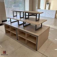 Étagère de présentation commerciale en bois personnalisée pour magasin, présentoirs de magasin, table pour étagères, décoration intérieure de magasin