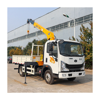 La nouvelle grue 4X4 chinoise a articulé la petite remorque de 4 tonnes à vendre avec le prix usine de grue