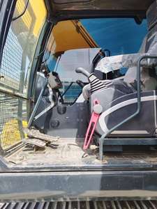 Excavatrice centrale Hyundai 220LC-9S d'occasion 2022 avec pompe CE d'origine à moteur Caterpillar en tant que composant de base certifié par CE - Product Image 5