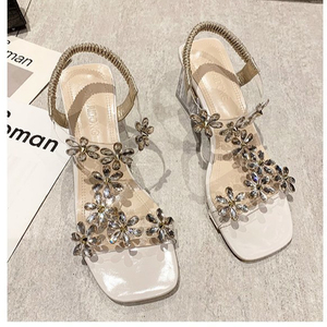 Sandales de luxe personnalisées à fleurs en strass pour femmes et femmes, sandales à talons épais à la mode pour femmes, <span class=keywords><strong>confort</strong></span> - Product Image 1