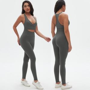 Nouvel ensemble de sport 2 pièces JY pour femme, séchage rapide, col en <span class=keywords><strong>U</strong></span> sexy, coupe ajustée, haute qualité, pour yoga et entraînement - Product Image 1