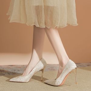 9888U <b>Red</b> <b>Sequined</b> Cloth Pumps Stiletto Heel Pointed Toe Bridal Shoes High Heel 5cm-8cm Fashion Trend - Product Image 2