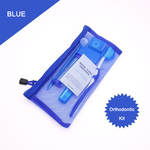 Kit de voyage portable pour prothèses dentaires et orthodontie, comprenant brosse à dents, fil dentaire, miroir buccal, cire orthodontique, minuteur sablier, en plastique, fourniture en gros - Product Image 4