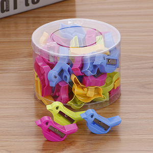 Sacapuntas pequeño de un solo orificio, sacapuntas creativo de dibujos animados, de color caramelo, para papelería - Product Image 6