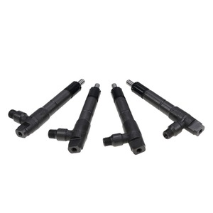 Injecteur de carburant pour moteur diesel OEM 729907-53100 YM729907-53100 pour Yanmar 4TNV98 4TNV94 Neuf - Product Image 4