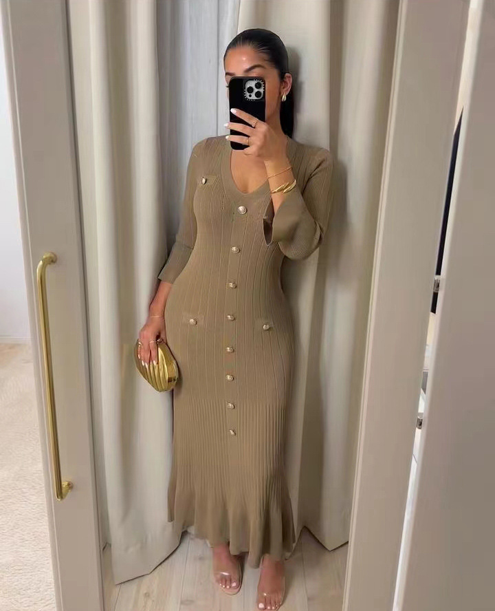 Autumn Winter Women's Knitted Maxi Dress - Casual Long Sleeve Slimming  Design with Button Detail for Fall Fashion