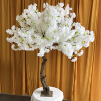 BL-AT33 Königsblauer Kirschblüten-Tischbaum mit Blumenständer für Hotel-Ballsaal, Empfangstisch, Zeremonie und Eventdekoration