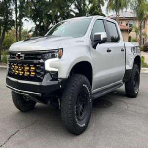 Camioneta <span class=keywords><strong>Chevrolet</strong></span> <span class=keywords><strong>Silverado</strong></span> Usada Económica. Cabina Doble. - Product Image 1