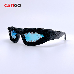 低MOQ 10個カスタムロゴサングラス-Y2Kパンクパーティー流行のPC眼鏡 - Product Image 3