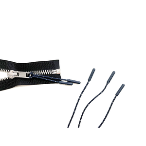 Extracteur <span class=keywords><strong>de</strong></span> <span class=keywords><strong>fermeture</strong></span> <span class=keywords><strong>éclair</strong></span> en Silicone noir 3D personnalisé vente à chaud <span class=keywords><strong>curseur</strong></span> en PVC tête <span class=keywords><strong>de</strong></span> <span class=keywords><strong>fermeture</strong></span> <span class=keywords><strong>éclair</strong></span> en caoutchouc ficelle cirée pour vêtements <span class=keywords><strong>de</strong></span> sport en plastique - Product Image 4