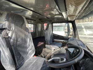 Camión Tractor Sinotruck HOWO NX 6X4, Cabeza Tractora <span class=keywords><strong>de</strong></span> 50-60 Toneladas con Motor Remanufacturado 95% Nuevo - Product Image 4