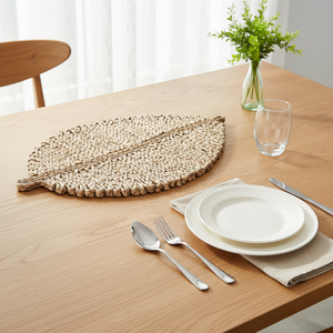 Hand-woven Thickened Placemat Creative Home Kitchen Decoration Mat Cattail Leaf Pad Papyrus Leaf Placemats Woven <strong>Table</strong> <strong>Coasters</strong> - Product Image 5