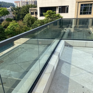 Lan can kính sàn gắn bên ngoài nhôm U cơ sở kênh giày kính cường lực lan can ban công lan can kính không khung - Product Image 3