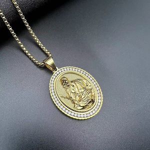 Collar con Colgante de Zirconia Chapado en Oro de Acero Inoxidable con Diseño de Jehová Pastor, Figura Religiosa Hip Hop, para Hombre y Mujer, Regalo - Product Image 2