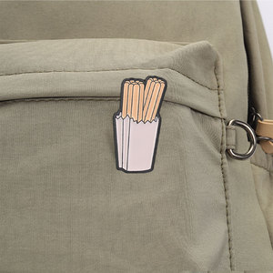Ensemble d'épingles en émail en forme de churro et de pâtisserie en forme de cœur, broche alimentaire pour décorer un sac à dos - Product Image 4