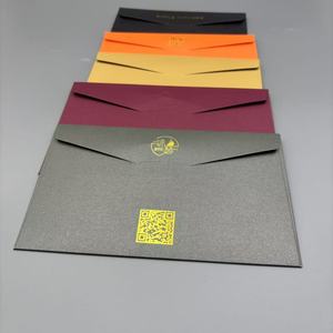 การ์ดของขวัญงานแต่งงานคุณภาพสูงแบบกำหนดเอง การ์ดเชิญงานรับปริญญา พิมพ์โลโก้ ปั๊มฟอยล์ทองหรูหรา ซองจดหมายปิดผนึกเอง - Product Image 1