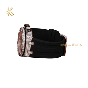 Montre en diamant Moissanite de tous les jours avec mouvement à quartz fiable et lunette glacée conçue pour le confort, la précision et la sophistication - Product Image 2