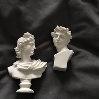 Usine chinoise vente chaude Oem dieu grec mini statue en résine de Vénus