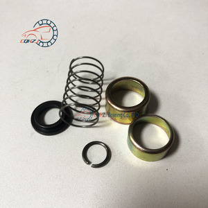 CQHZJ Bon <span class=keywords><strong>Prix</strong></span> <span class=keywords><strong>Tvs</strong></span> Bajaj TukTuk Pièces De Rechange Ressort En Acier Doublure <span class=keywords><strong>Tvs</strong></span> <span class=keywords><strong>125</strong></span> Au Kenya - Product Image 2