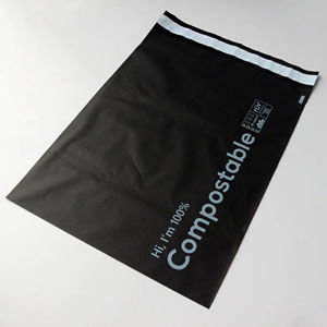 Sacs d'expédition écologiques biodégradables pour vêtements de commerce électronique avec logo personnalisé, sacs d'emballage en plastique noirs - Product Image 1