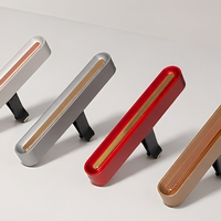Diffuseur Auto Pour Ventilation En Alliage De Zinc Avec Bande Aluminium Minimaliste Longue Durée Sans Alcool Logo Personnalisé