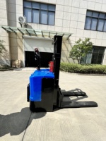 Chariot élévateur électrique Worui pour marché de gros, 1,5 tonne, batterie plomb-acide 48V, usage intérieur, pneus polyuréthane, fourches 1200mm