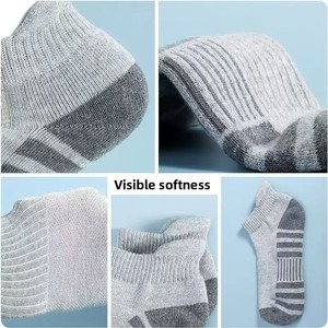 Calcetines deportivos finos para niños, al por mayor, de malla transpirable, para primavera y verano, en negro, blanco y multicolor, para correr y baloncesto, ODM, calcetines de barco Zhuji. - Product Image 2