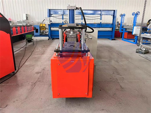 Rolvormmachine voor onderste panelen van rolluiken, deurkozijnenmachine, rolluikenmachine te koop - Product Image 2