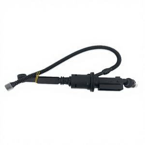 Maître-cylindre d'embrayage et cylindre de frein Hiace, état neuf, pour modèles Peugeot 3008 5008 Partner 9689016580 - Product Image 4