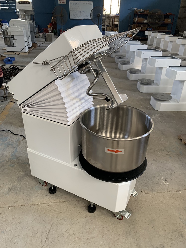 Máy Trộn Bột Nhào Xoắn Ốc Bánh Mì Bằng Thép Không Gỉ Dùng Điện Công Nghiệp Có Thể Tháo Rời 12Kg