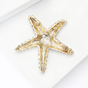 Broche Étoile de Mer en Strass – Design Haut de Gamme Élégant et Tendance – Épingle de Corsage - Product Image 4