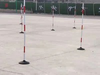 Poteau de signalisation N°1 pour l'agilité – Équipement d'entraînement multifonctionnel, barre d'obstacle, poteau de signalisation en plastique flexible et durable pour l'entraînement