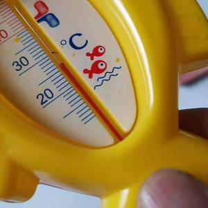 Termômetro de Banho para Bebês em Forma de Peixe Grande, Brinquedo Flutuante à Prova d'Água para Crianças na Piscina - Product Image 3