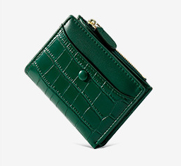 สีเขียวเข้ม