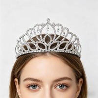 Couronne de concours de beauté 2026 en strass pour filles, diadème de luxe avec diamants, coiffe de reine en strass pour femmes