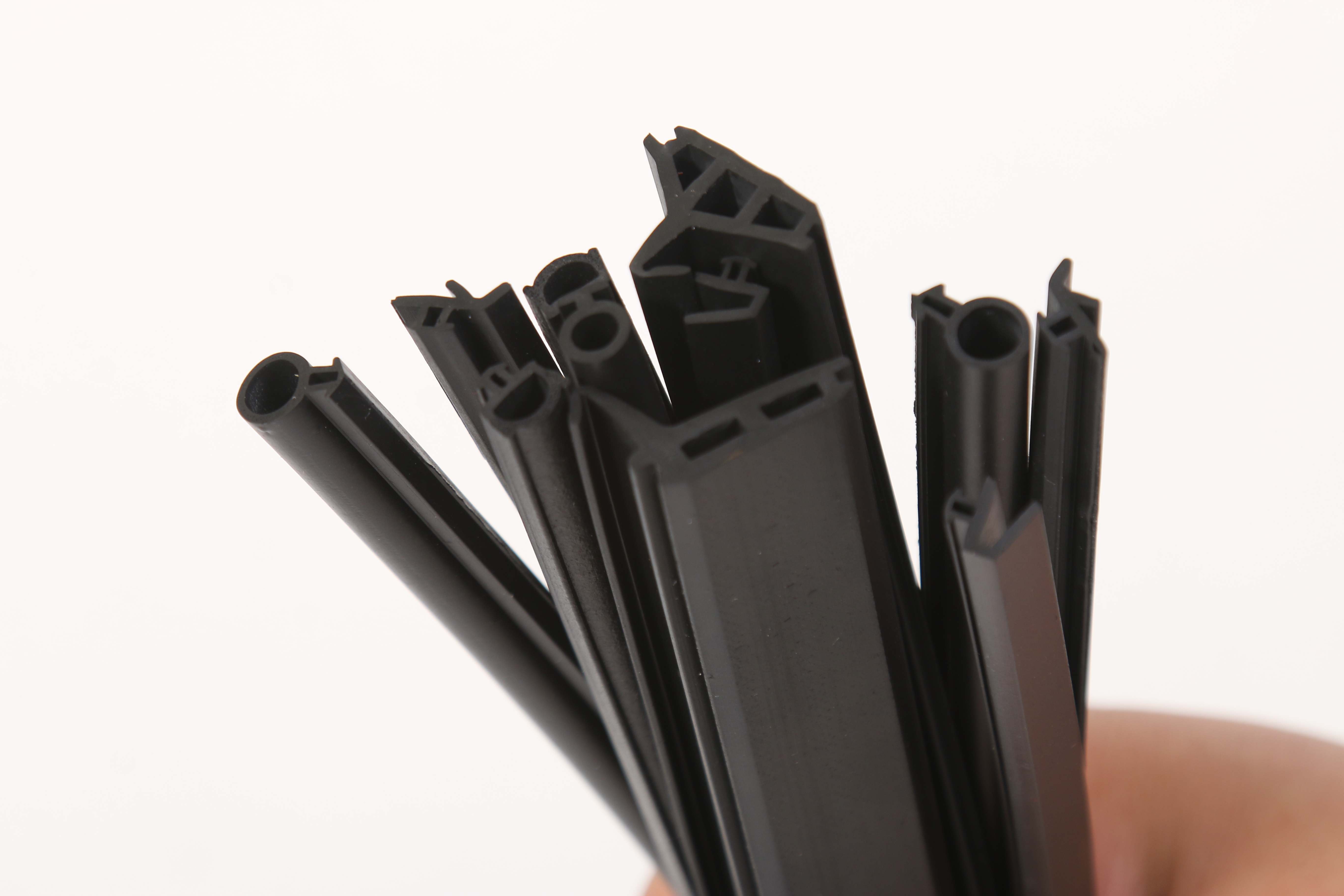 High Resilience EPDM Foam Rubber Sealing Strip Waterproofing For Window