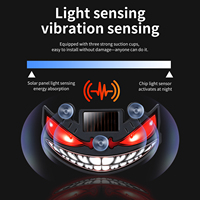 Lampe de signalisation LED dynamique à énergie solaire « Devil Eye » avec ventouse, lampe triangulaire pour fenêtre de voiture ou camion, modification extérieure