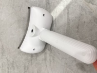 Nouveau produit tendance 2026 180 °   Brosse rotative pour animaux de compagnie – Élimination des poils lâches et longs ou courts pour chiens et chats