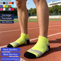 Chaussettes de sport pour hommes de haute qualité, personnalisées, respirantes, à séchage rapide, en tricot compressif, en spandex/nylon, pour la course à pied et les sports de plein air