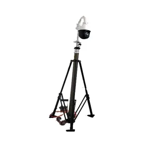 Un palo telescopico manuale da 4 A 20 metri che può essere utilizzato per costruire telecamere, telecamere e antenne di comunicazione