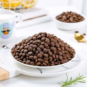 Alimento Seco para Gatos OEM Barato de Fábrica, Exportación, 900G, Alto en Proteínas, Sabor a Pollo Crudo, Forma de Pescado, Para Todas las Edades - Product Image 2