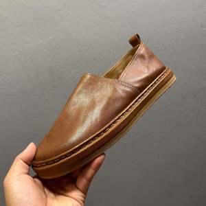 Mocassins de luxe haut de gamme en cuir de cheval, nouveau style 2025, chaussures plates décontractées rétro pour hommes, chaussures de marche confortables - Product Image 3